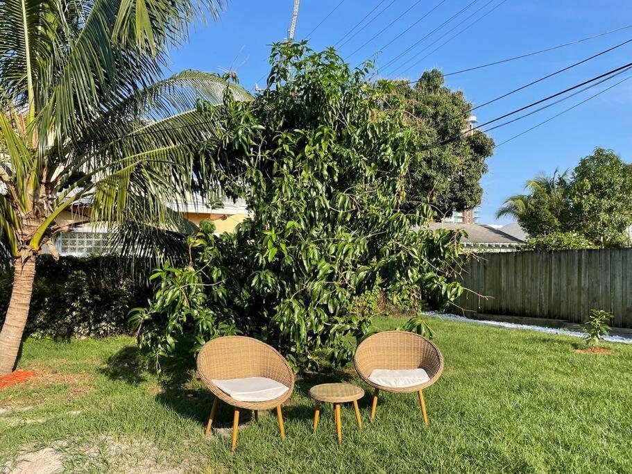 Hot Tub, Tiki Bar, Outdoor Shower, Near Intercoastal Waterway! West Palm Beach Exteriör bild