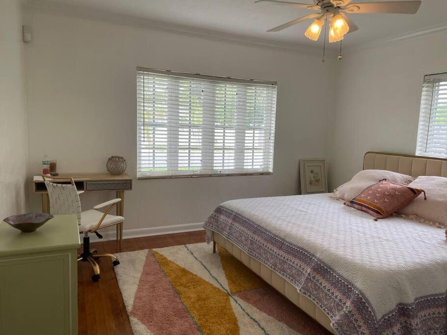 Hot Tub, Tiki Bar, Outdoor Shower, Near Intercoastal Waterway! West Palm Beach Exteriör bild