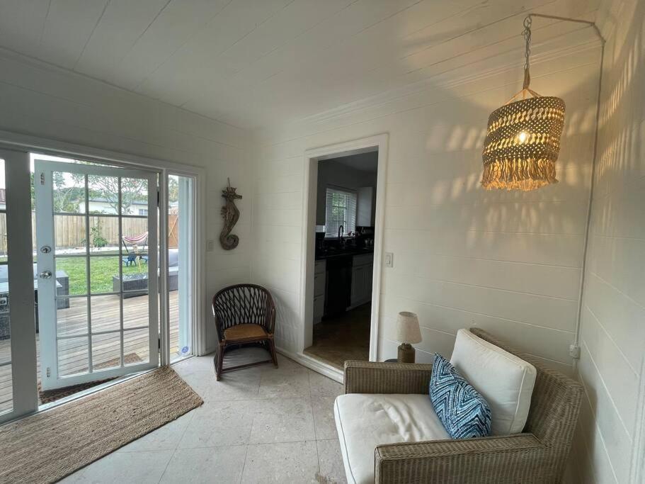 Hot Tub, Tiki Bar, Outdoor Shower, Near Intercoastal Waterway! West Palm Beach Exteriör bild