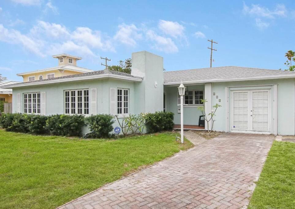 Hot Tub, Tiki Bar, Outdoor Shower, Near Intercoastal Waterway! West Palm Beach Exteriör bild